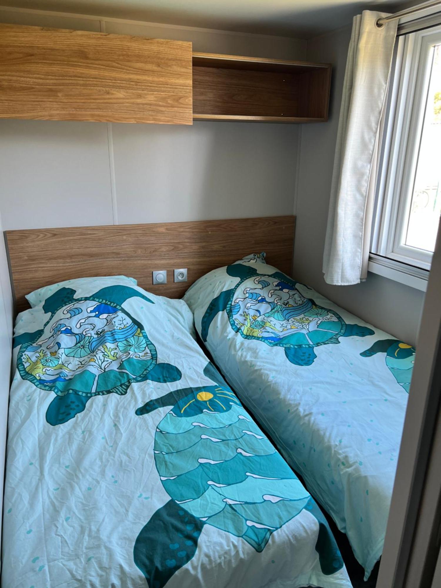 Mobil Home Neuf 6 P Climatise A Hyeres A 200 M De La Mer Dans Camping 4 Etoiles Exteriör bild